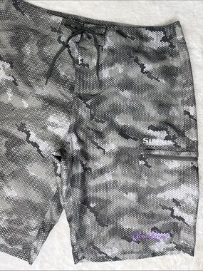 Simms Camo SolarFlex Baggies Board Shorts 38 Fly Fishing Pockets Comfort Read